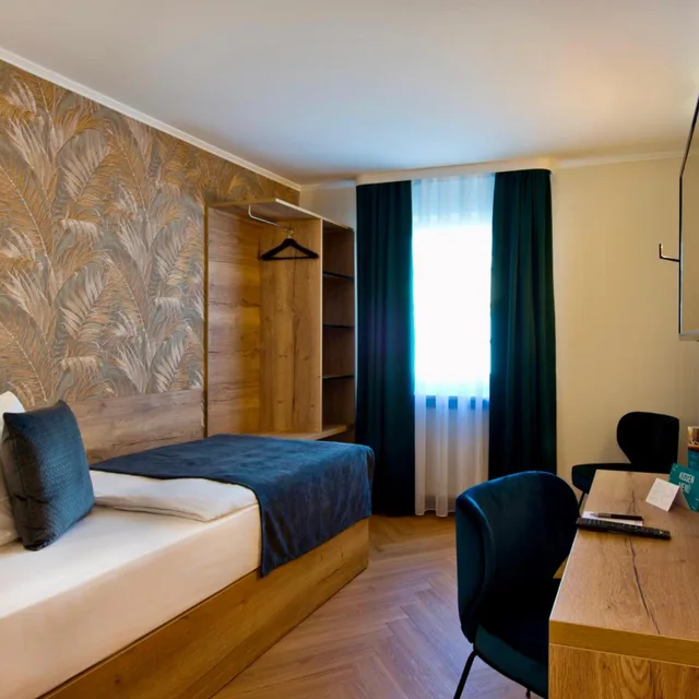 غرفة كومفورت مفردة، Atrium Hotel Amadeus 2/6