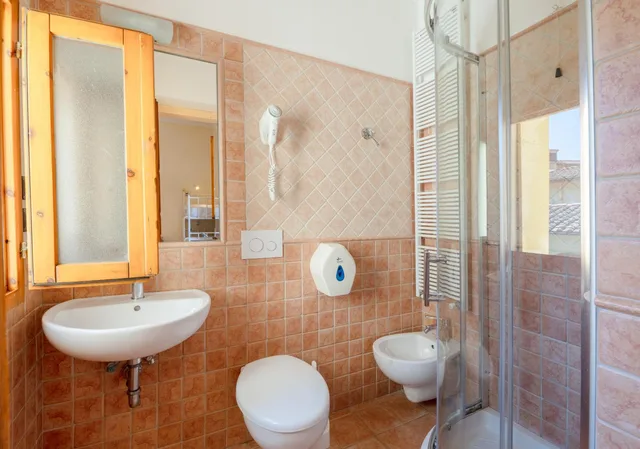 غرفة بسريرين منفصلين، Archi Rossi Hostel 5/6