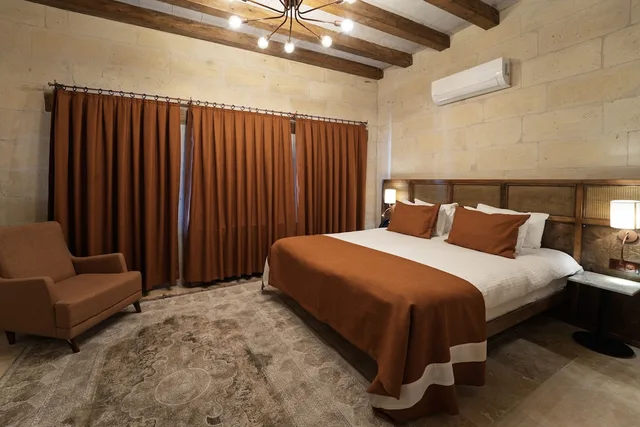 جناح، Henna Konak Hotel 3/10