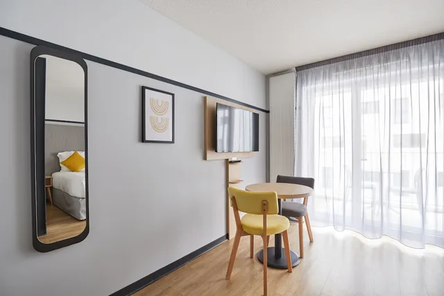Studio, Double Bed, Balcony, Appart'hotel Odalys City - Lyon Centre Confluence 10/10