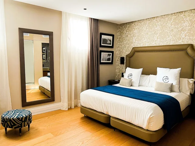 Classic, Twin Beds, Boutique Hotel Cordial Plaza Mayor de Santa Ana 2/3