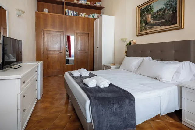 غرفة ثلاثية بسرير مزدوج وسرير فردي، Guest House Bel Duomo 2/10