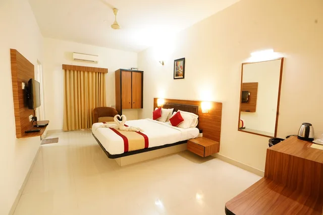 غرفة تنفيذية بسرير كوين، HOTEL GRAND BEE 8/10