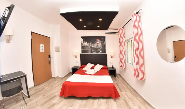 غرفة بسرير مزدوج أو سريرين منفصلين، Hotel Zen Airport 1/10