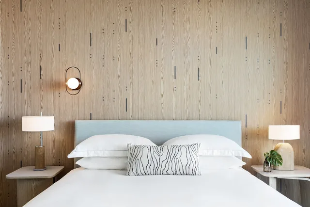 Room, King Bed, Atrium View، Kimpton Hotel Palomar South Beach 2/5