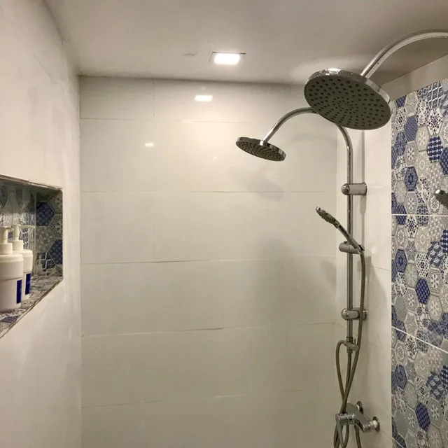 غرفة بسرير مزدوج بحمام مشترك، Blu Cabin Ari Stylish Gay Poshtel 4/4