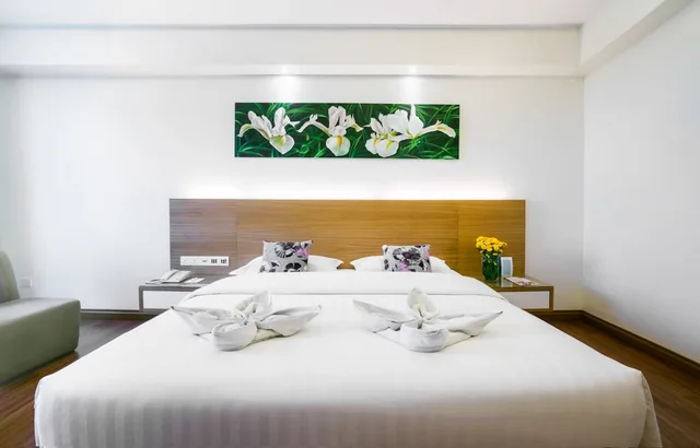 Superior, King Bed, Crystal Crown Hotel Petaling Jaya 4/5