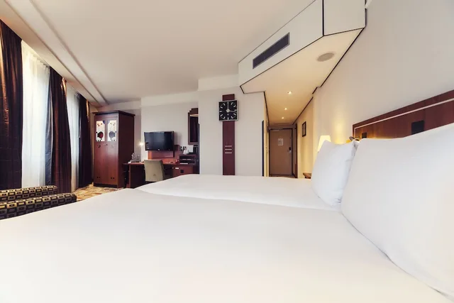 جناح بإطلالة على القناة، Banks Mansion - All Inclusive 2/8