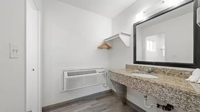 غرفة ديلوكس بسرير كوين، Motel6 Hermiston, OR - Umatilla 5/5