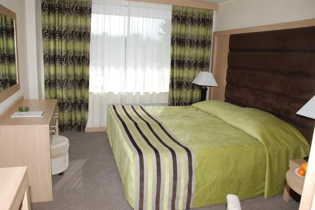 غرفة قياسية بسرير مزدوج أو سريرين منفصلين، Murgavets Grand Hotel and Spa 1/2