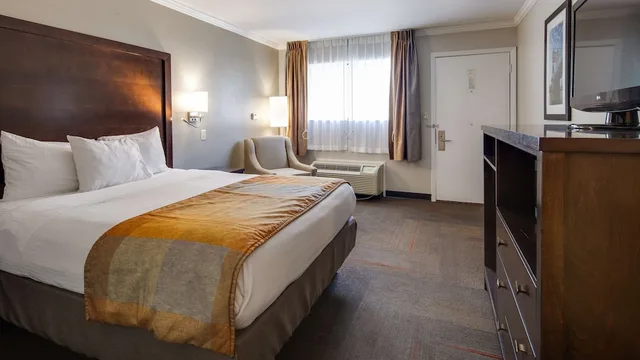 غرفة قياسية بسرير كينج، Best Western Clermont 1/4