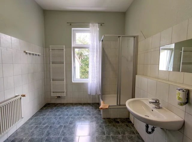 غرفة بسرير كينج بحمام مشترك، Hotel Waldmuhle 5/6