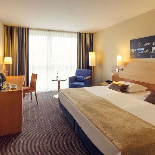 غرفة بسرير كينج بإطلالة، Mercure Hotel Schweinfurt Maininsel 4/6