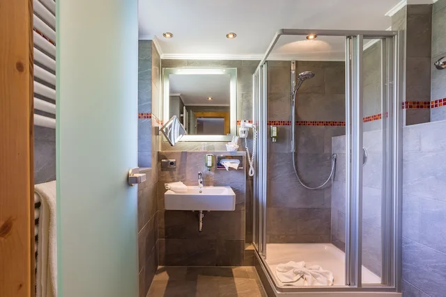 غرفة كومفورت بسرير مزدوج، Alpenhotel Oberstdorf 1/1