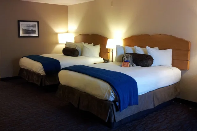Room, 2 Queen Beds, Courtyard Area، Lexington Hotel At Jackson Hole Hotel Suites 3/6