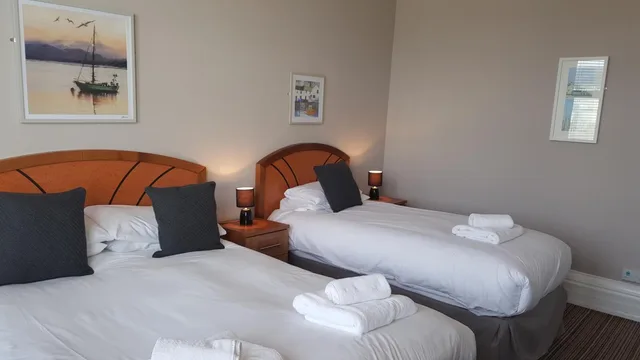 غرفة عائلية، The York Hotel 8/10