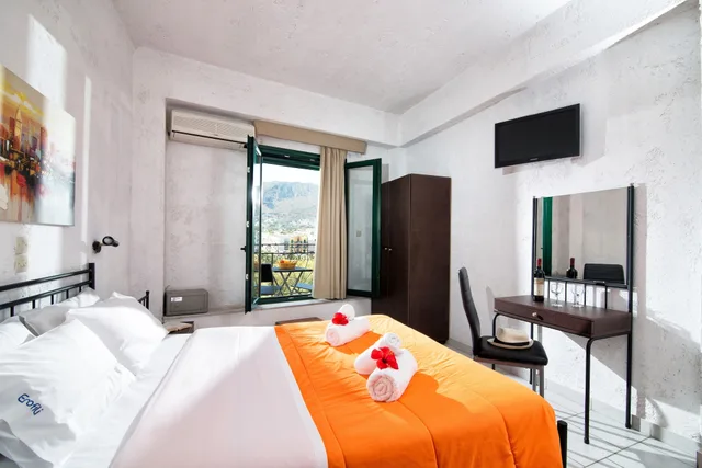 Studio, 1 Double and 1 Single Bed, Mountain or Sea View، Erofili Apartments 4/10