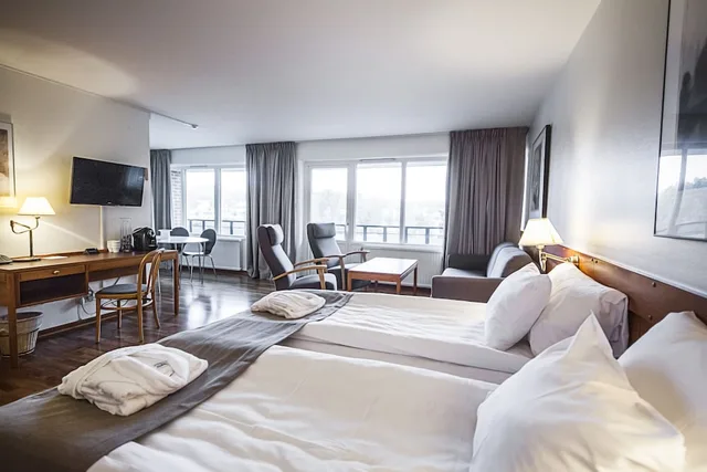 جناح جونيور بسريرين منفصلين بإطلالة على البحيرة، First Hotel Bengtsfors 1/1