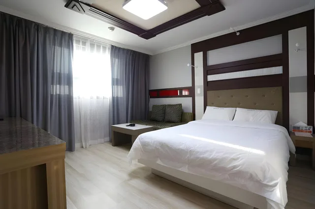 غرفة قياسية، Paradais Motel 2/2