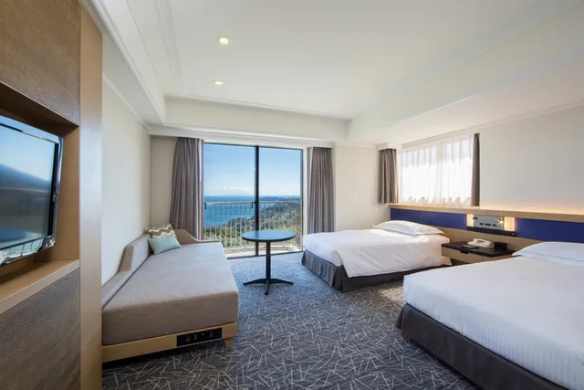 غرفة ركنية بسريرين منفصلين، Hilton Odawara Resort And Spa 1/2