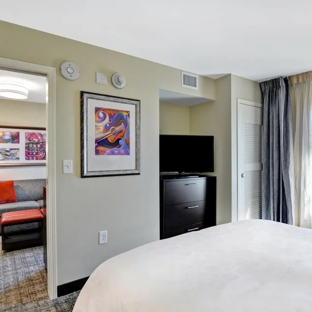 جناح بسرير كينج وسريرين مزدوجين بغرفتي نوم، Staybridge Suites Mt. Juliet - Nashville Area 2/4