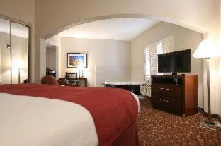 غرفة، Best Western Lanai Garden Inn & Suites 6/10