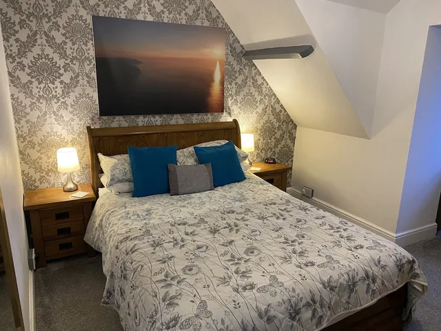 غرفة كلاسيكية بسرير مزدوج بإطلالة جزئية على البحر، The North Cliff Hotel 4/10