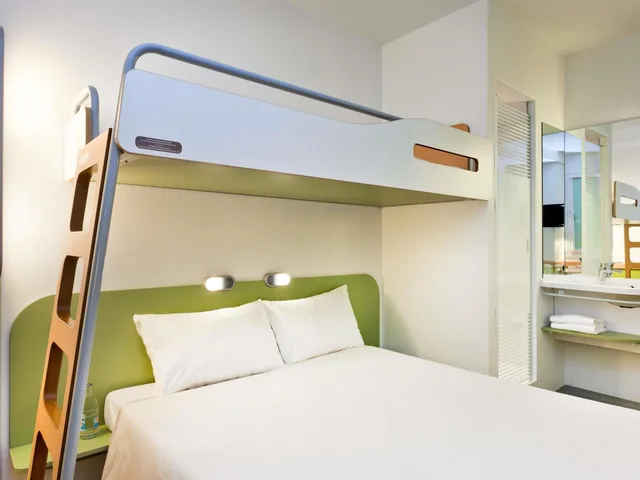 غرفة ثلاثية بسرير بطابقين وسرير كوين، Ibis Budget Roye 2/3
