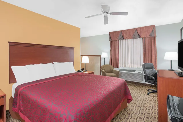 غرفة بسرير كينج، Days Inn By Wyndham Lamar 2/2
