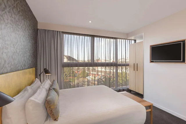 Two Bedroom Apartment، Adina Apartment Hotel Auckland, Britomart 5/10