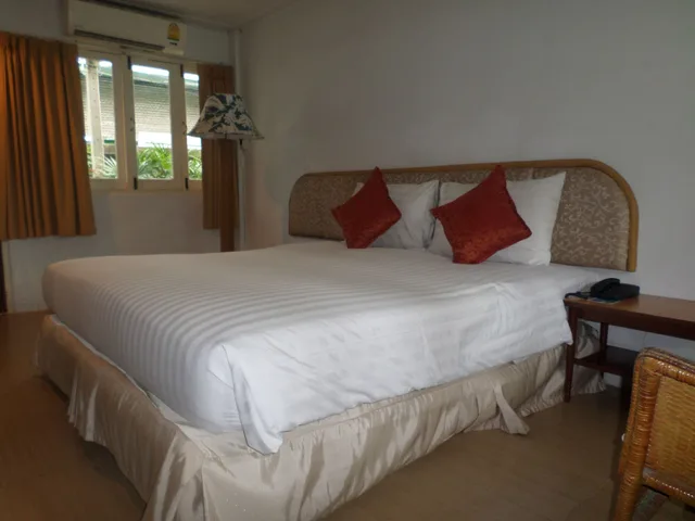 غرفة سوبيريور بسرير كينج بإطلالة على المسبح، Nautical Inn 9/10