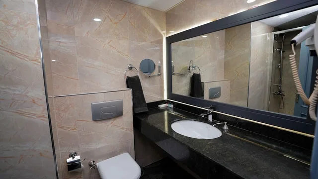 غرفة بريميوم بسرير كوين، Cevheri S Hotel 4/4