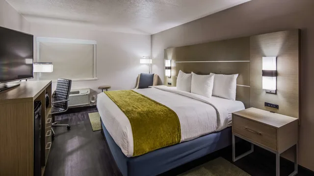غرفة قياسية بسرير كينج، Best Western Grants Inn 3/8