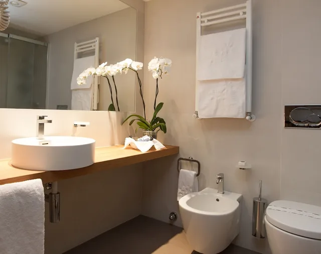 Room, Quadruple, Double and Twin Beds, Hotel Palace Wellness And Beauty 5/6