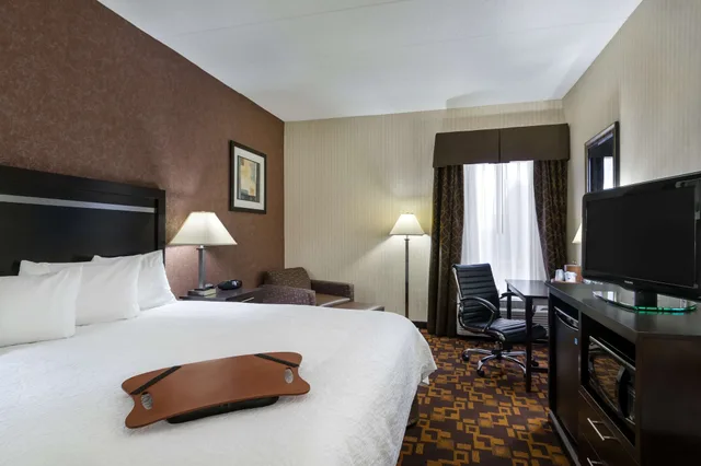Study, King Bed، Hampton Inn Washington Court House 1/4