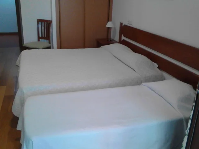 غرفة بسرير مزدوج مع سرير إضافي، Hotel Albergaria Senhora Do Espinheiro 3/10
