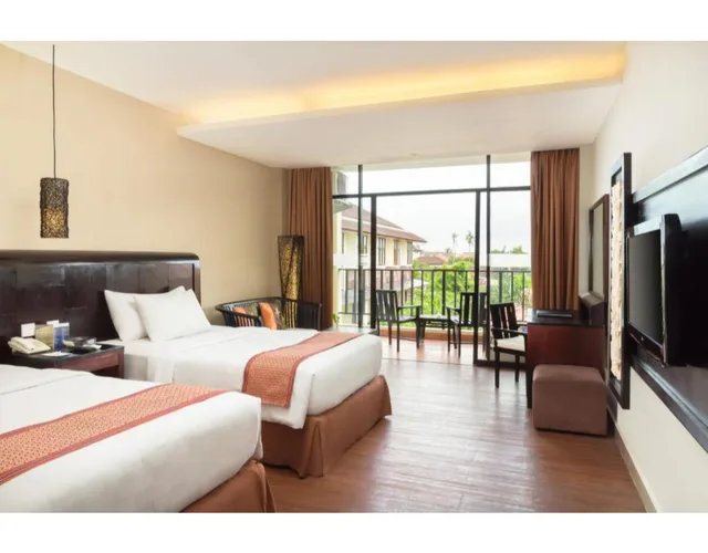 غرفة ديلوكس بسرير مزدوج أو سريرين منفصلين بإطلالة على المسبح، Best Western Resort Kuta 1/1
