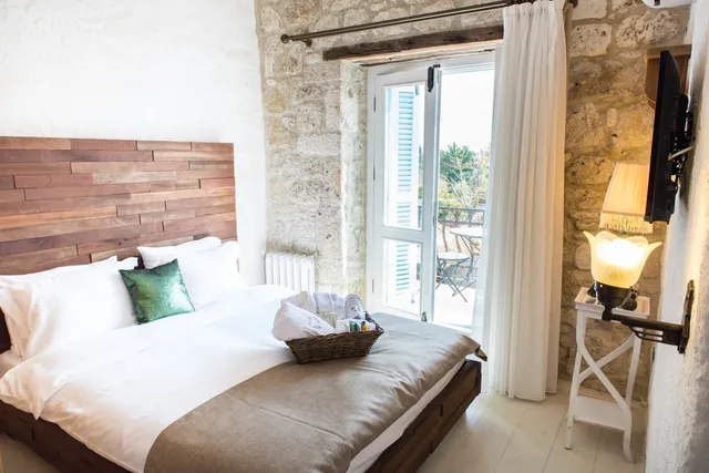 غرفة ديلوكس بسرير كوين بشرفة، Cocopalm Boutique Hotel Alacati 1/10