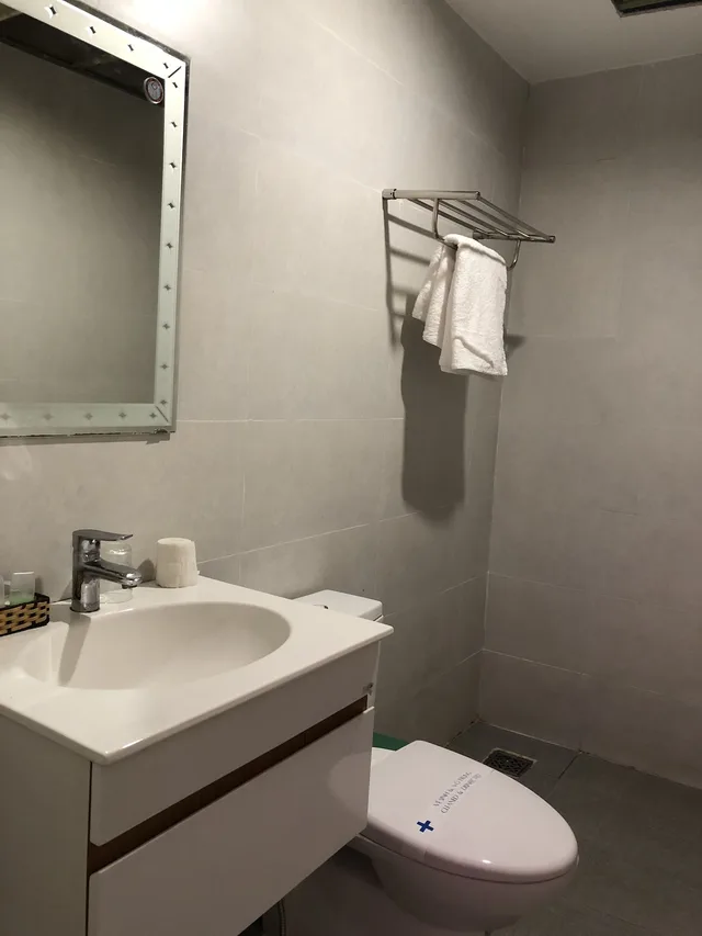 غرفة عائلية بسريرين كوين، Quynh Huong Hotel 4/4