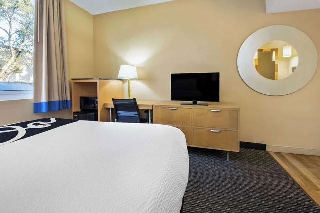 Room, 2 Double Beds, La Quinta Inn Suites By Wyndham West Palm Beach Airport 3/4