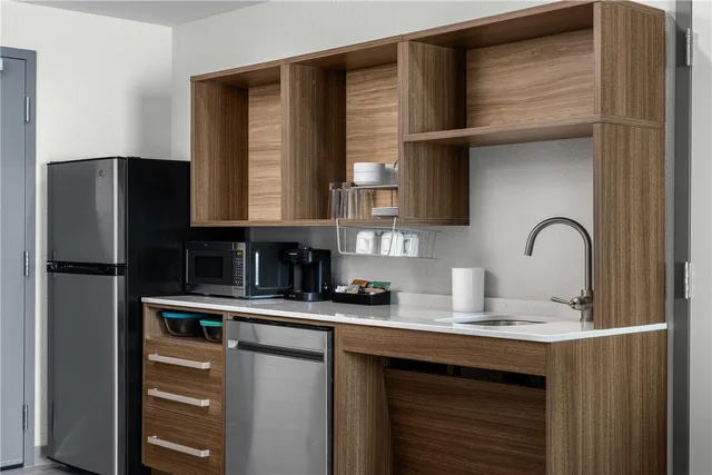 استوديو بسرير كينج لذوي الإعاقة، Home2 Suites by Hilton Dry Ridge 3/3