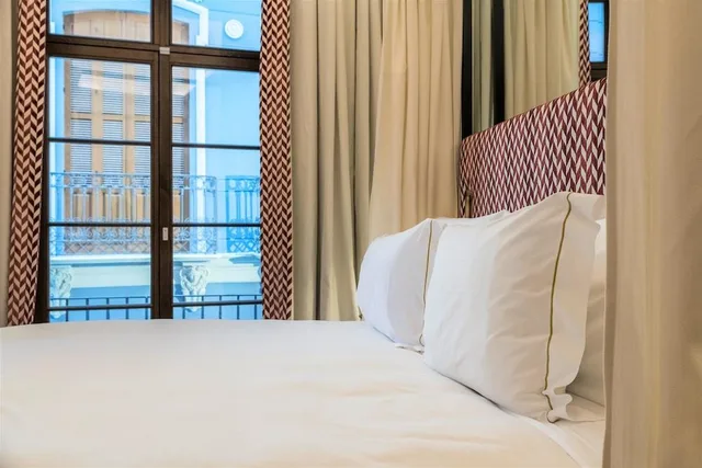 Luxury, Palacio Solecio 1/1