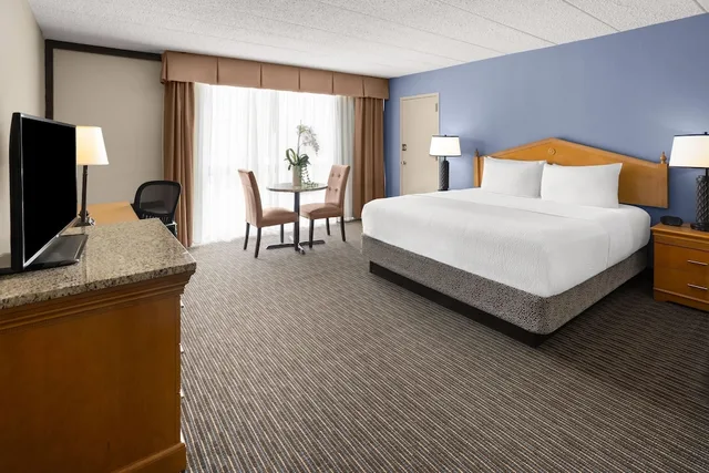جناح بسرير كينج، Days Hotel by Wyndham Toms River Jersey Shore 4/8