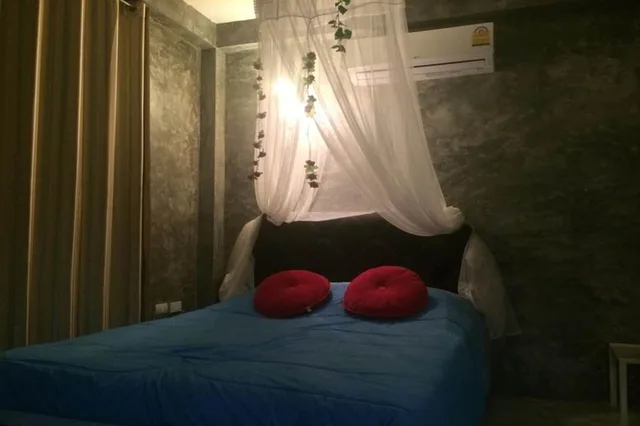 جناح شهر العسل بسرير مزدوج بإطلالة على النهر مع أريكة، Ban Rim Nam Riverside Resort 1/4