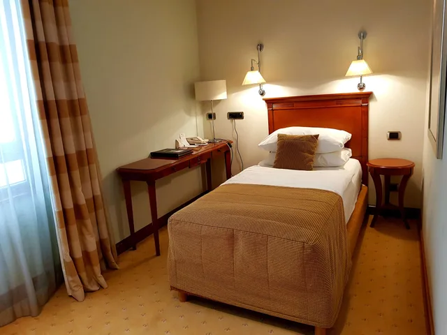 غرفة ديلوكس مفردة، Best Western Premier Hotel Astoria 1/4