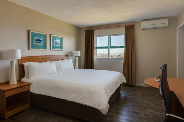 غرفة بسرير كينج، Protea Hotel by Marriott Cape Town Tyger Valley 5/20