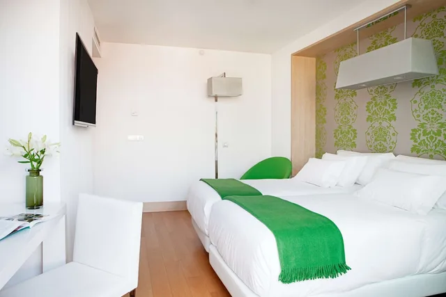 غرفة قياسية، DoubleTree by Hilton Madrid Principe de Vergara 1/4