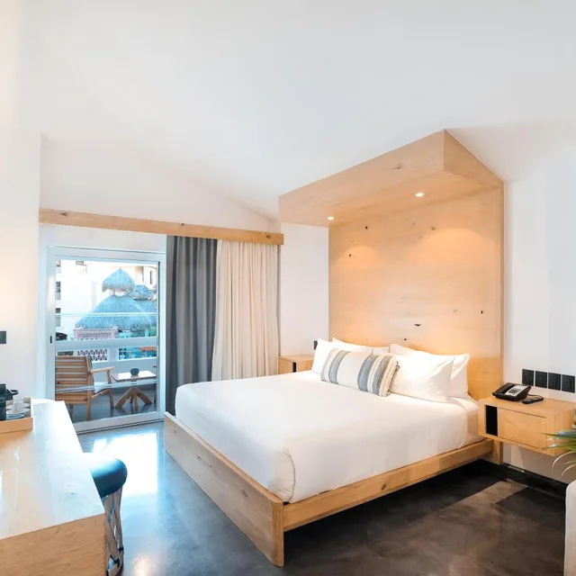 غرفة ديلوكس بسرير كوين، Bahia Hotel and Beach House 1/5