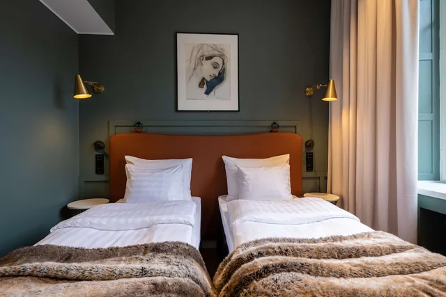 Classic, Twin Beds, Scandic Grand Central Helsinki 1/4
