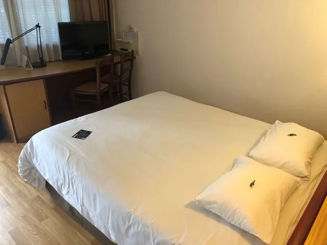 غرفة قياسية بسرير مزدوج، CAMPANILE PERPIGNAN SUD 6/10